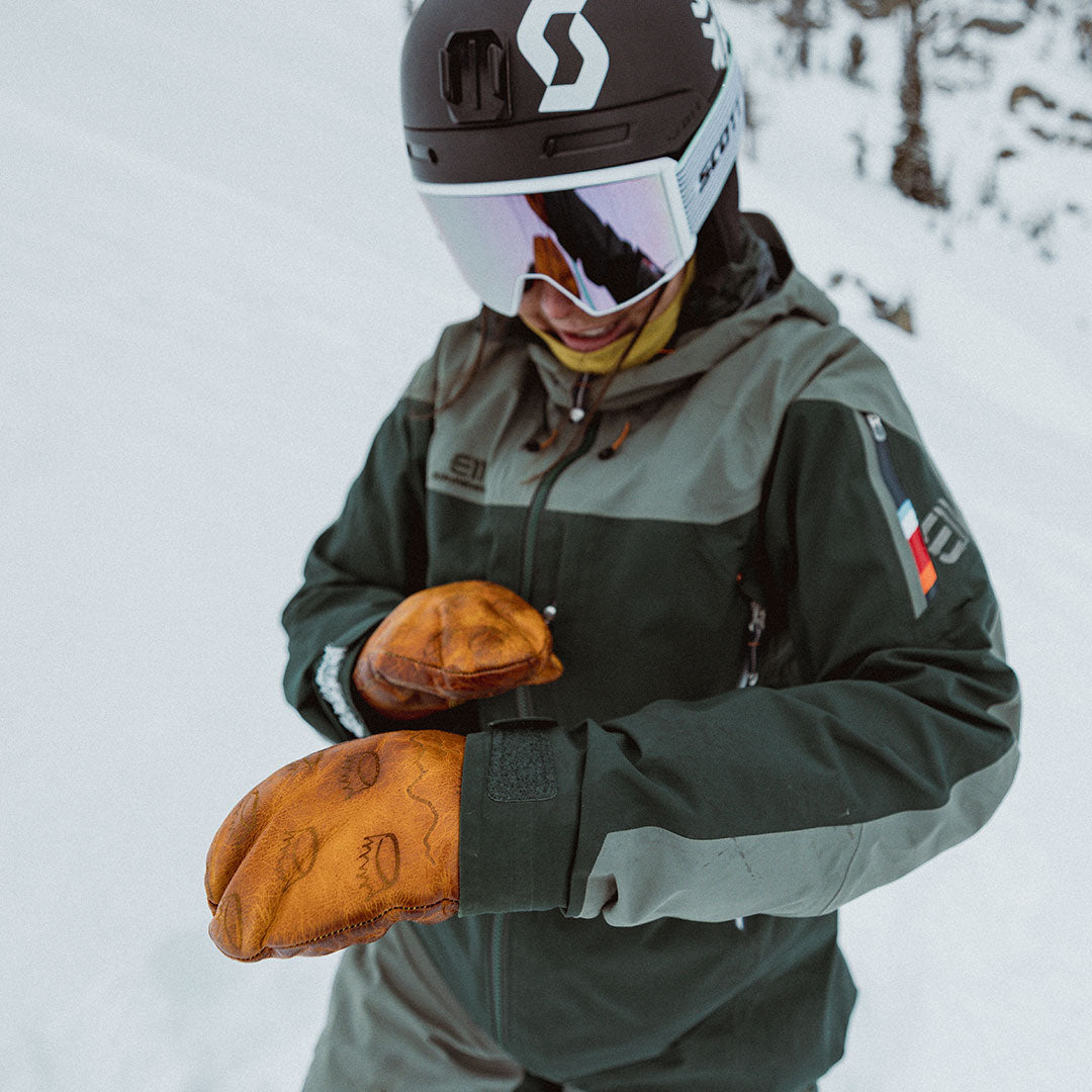 Limited Edition VBP x Give'r Classic Mittens